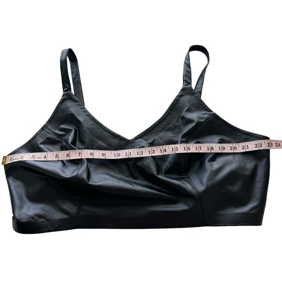 ELOQUII Bundle of 2 Plus Size 22/24 Faux Leather Crop Top Bralette Vegan Party - Picture 7 of 14